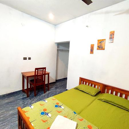 Raelyn'S Homestay Kochi Exterior foto